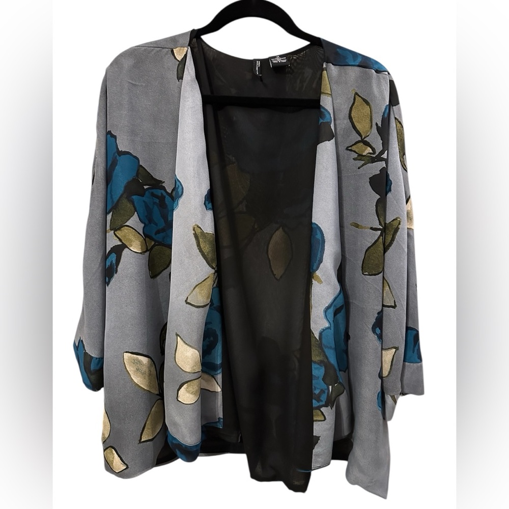 Plus size  Gray and Blue Floral Cardigan
